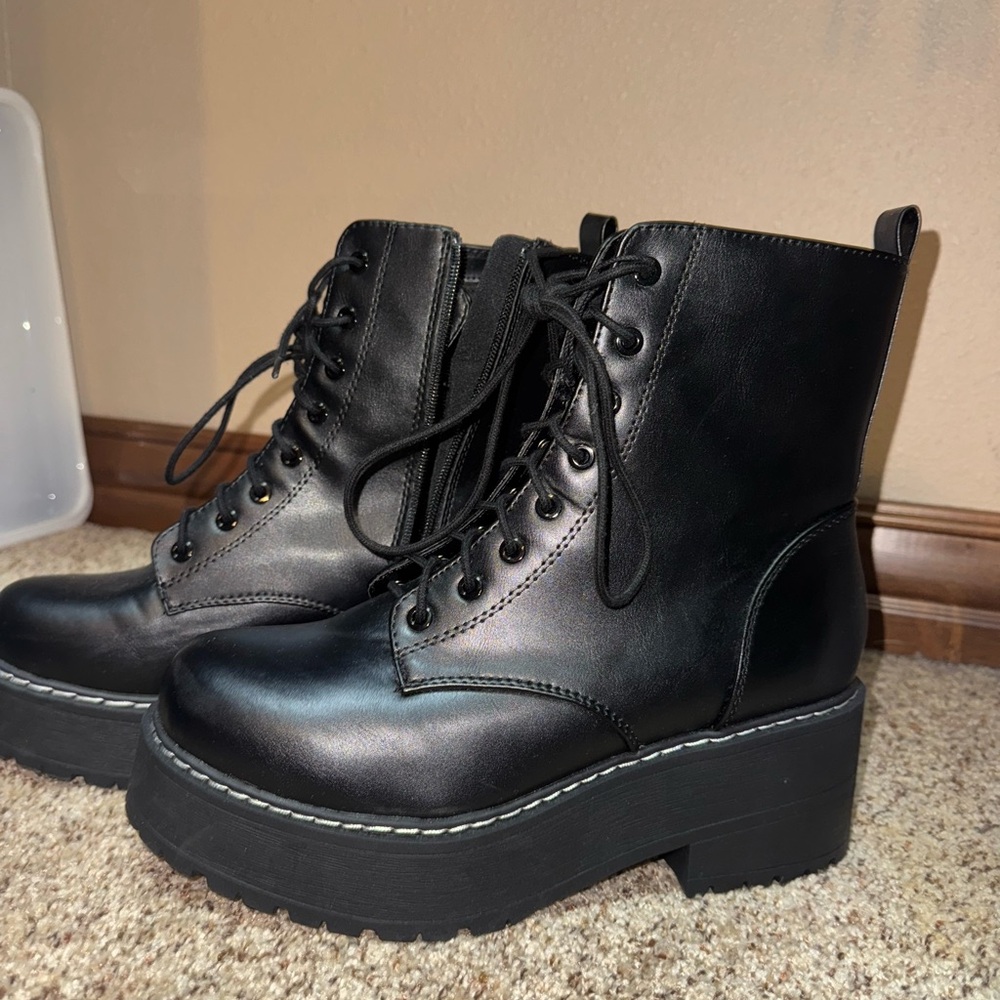 Women's Black Lace-Up Ankle Boots